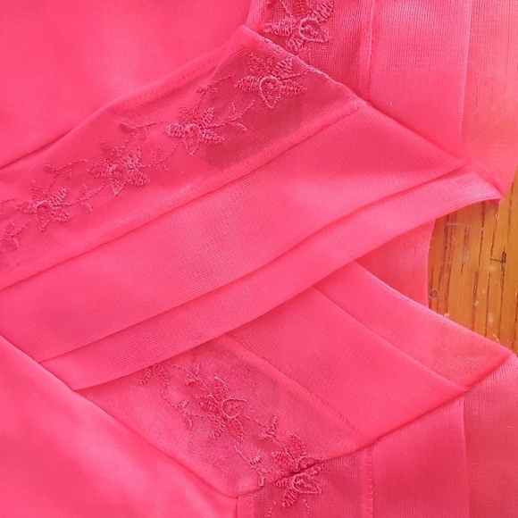 Vintage 1960's Lorraine Perfect Fit Nylon Red Midi Lace Detail Slip - Picture 8 of 8